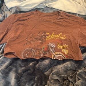 Cropped Brown Graphic Tee